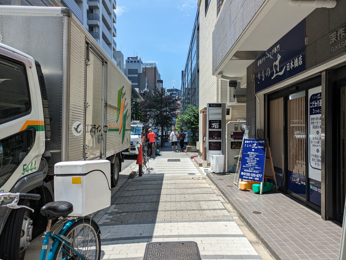 v20251007150703/fresh/building/J00100389665_2