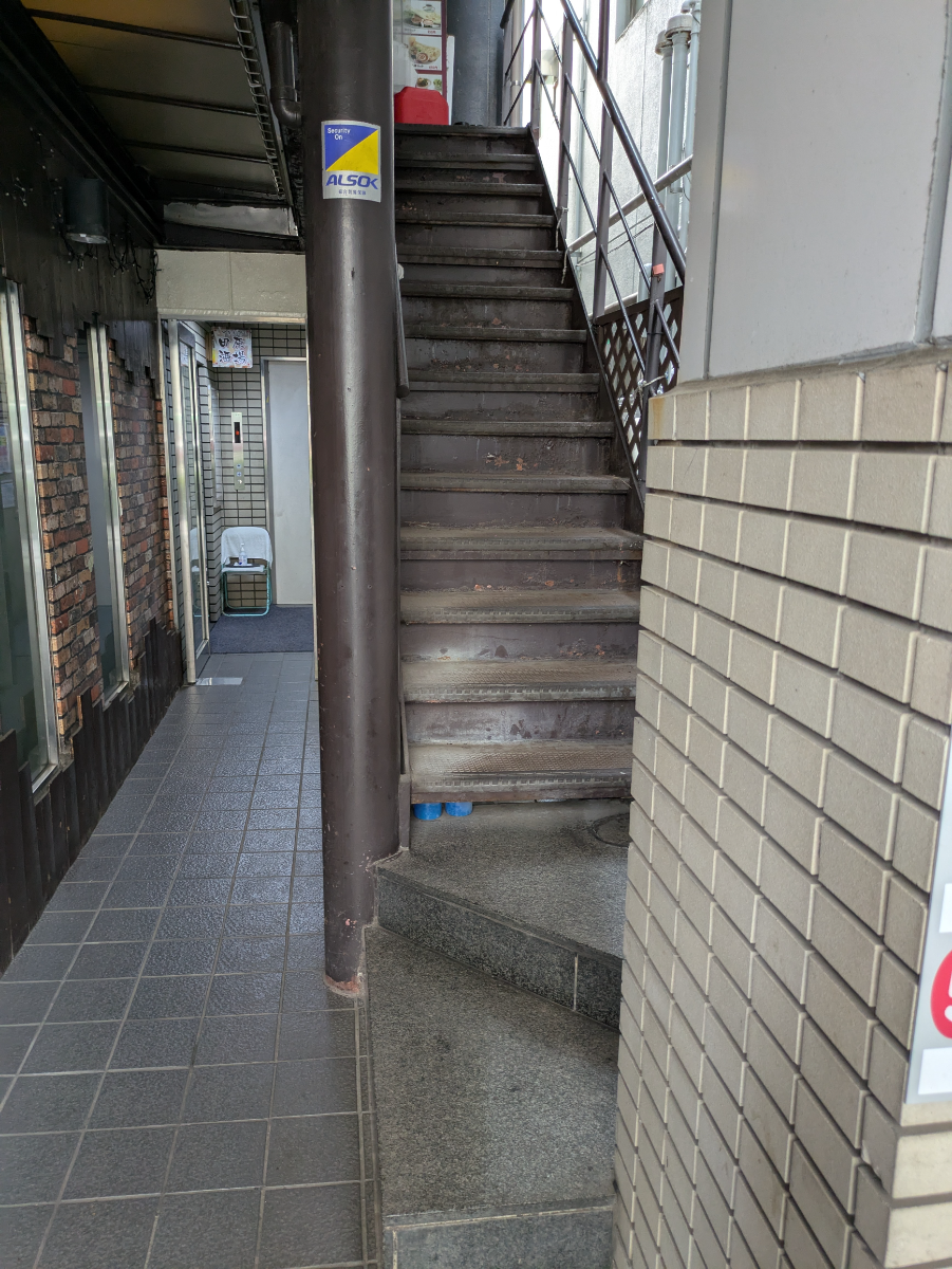 v20251007150704/fresh/building/J00100363689_20