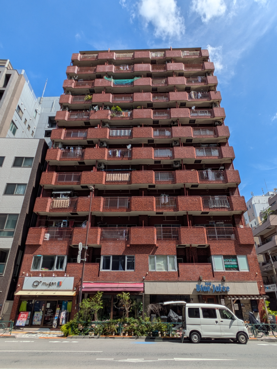 v20251007150704/fresh/building/J00100366516_1