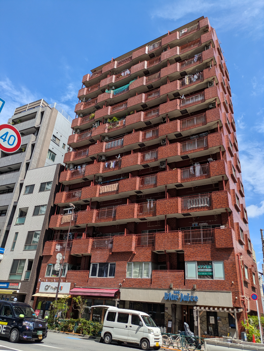 v20251007150704/fresh/building/J00100366516_7