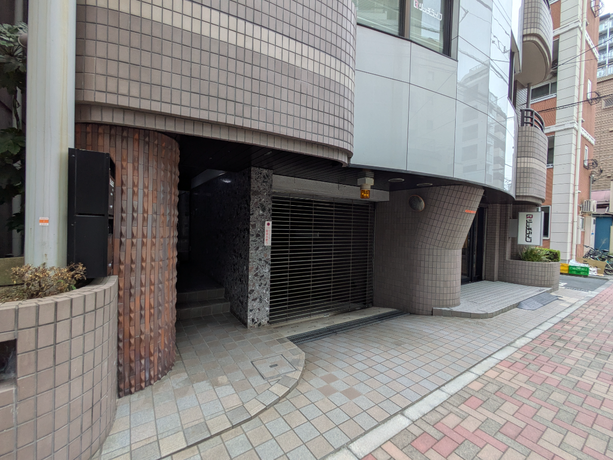 v20251007150704/fresh/building/J00100366529_10