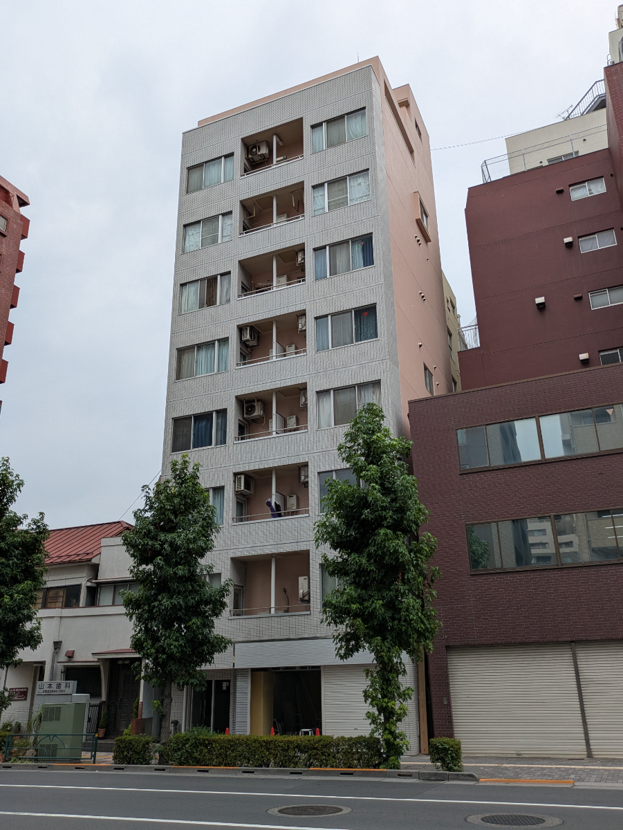 v20251007150704/fresh/building/J00100366553_7