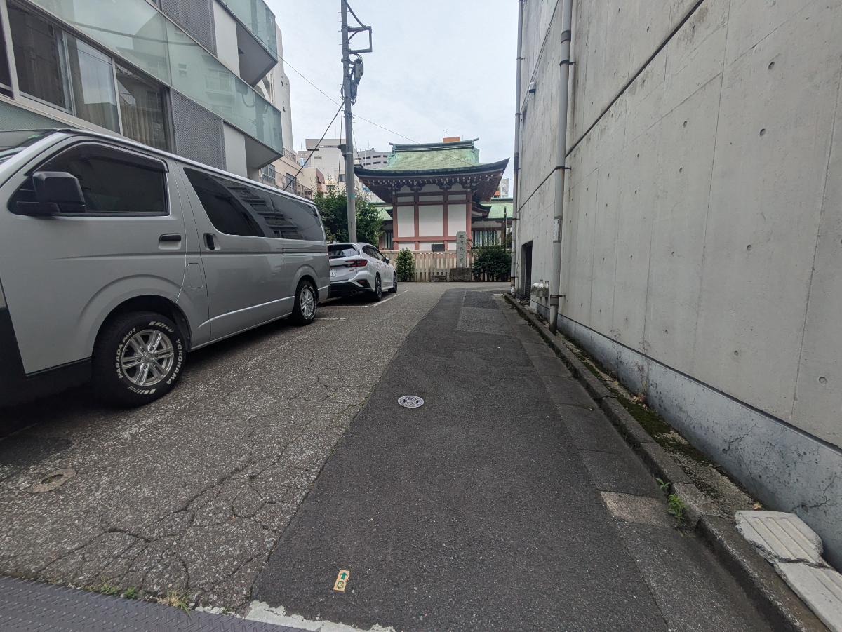 v20251007150704/fresh/building/J00100366595_15