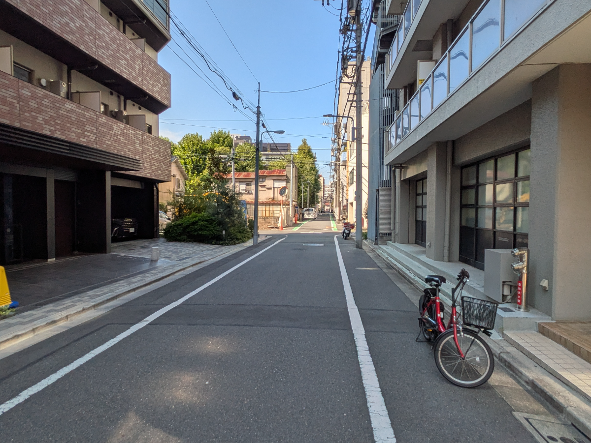 v20251007150704/fresh/building/J00100368493_10