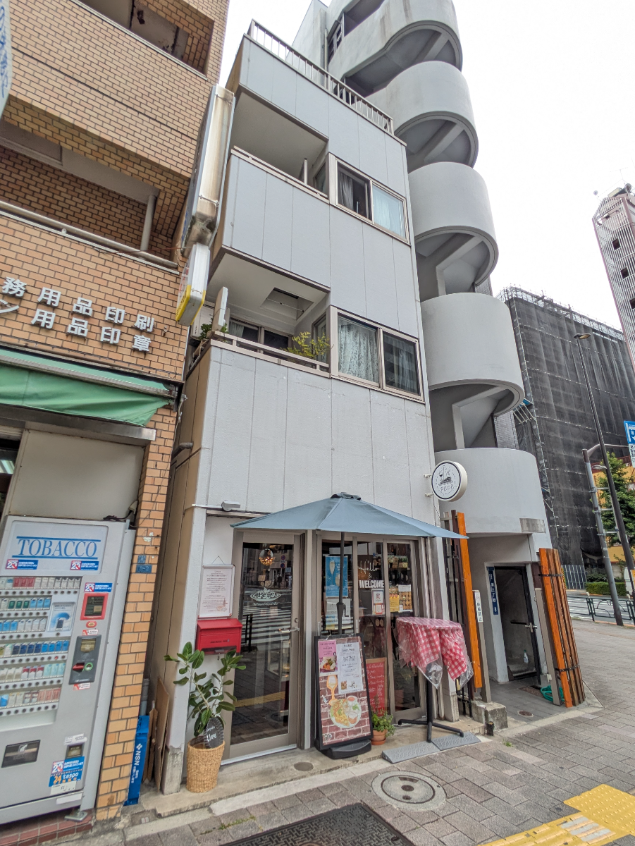 v20251007150704/fresh/building/J00100370240_5