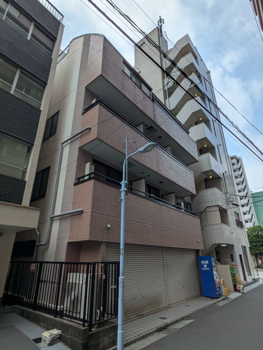 v20251007150704/fresh/building/J00100372409_5