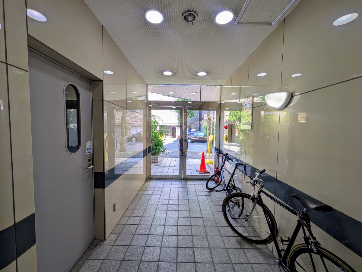 v20251007150704/fresh/building/J00100377223_11
