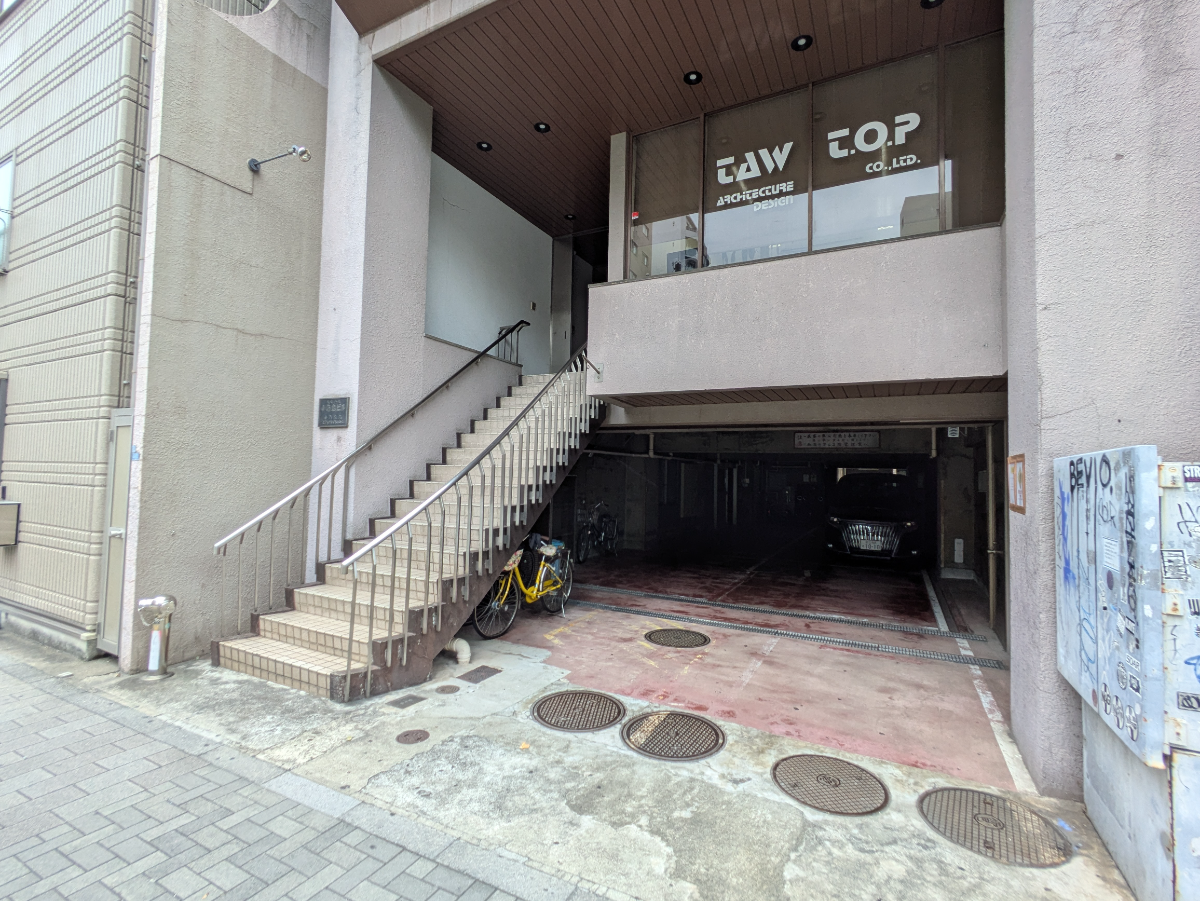 v20251007150704/fresh/building/J00100379261_9