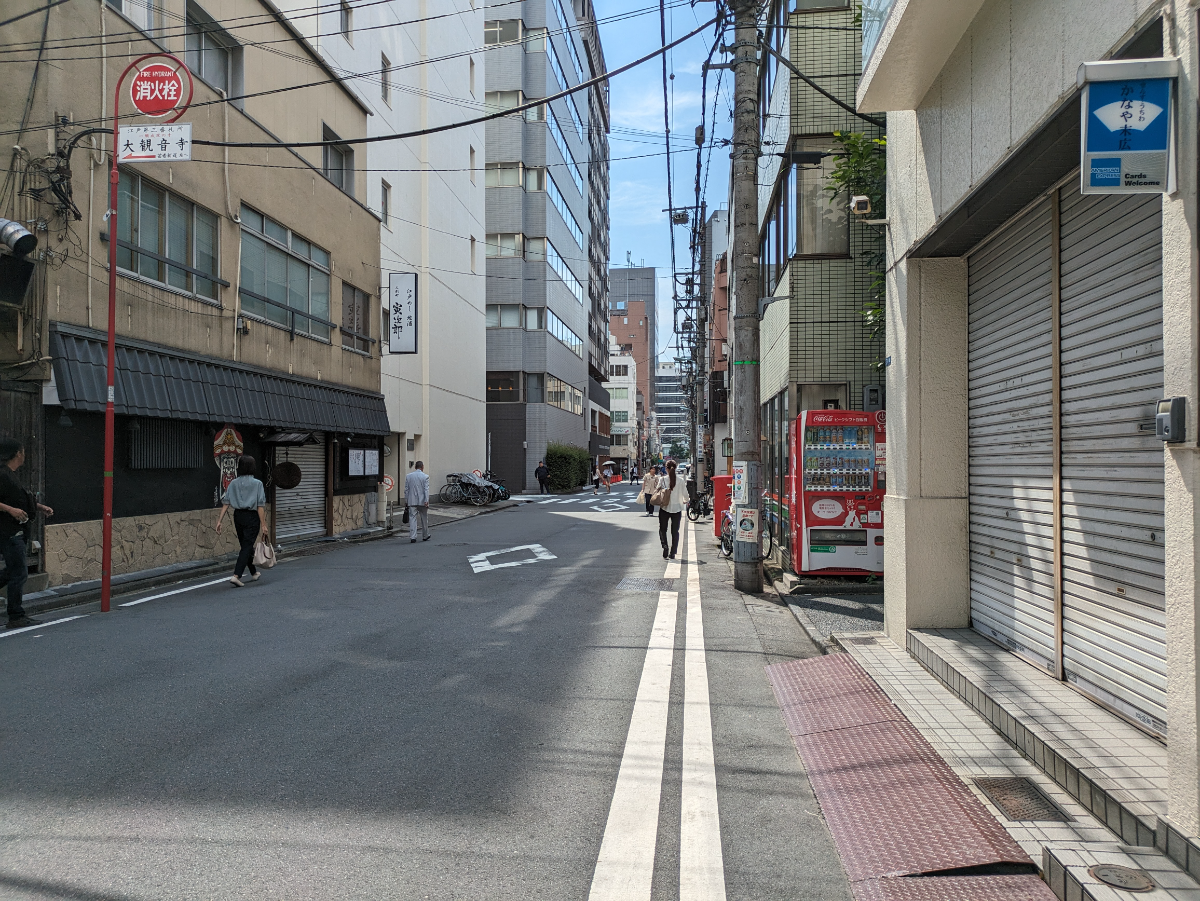 v20251007150704/fresh/building/J00100380047_2