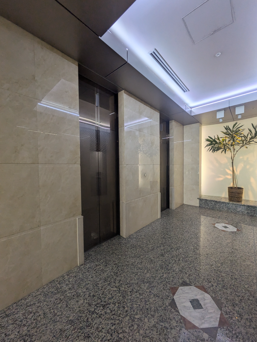 v20251007150704/fresh/building/J00100381785_4