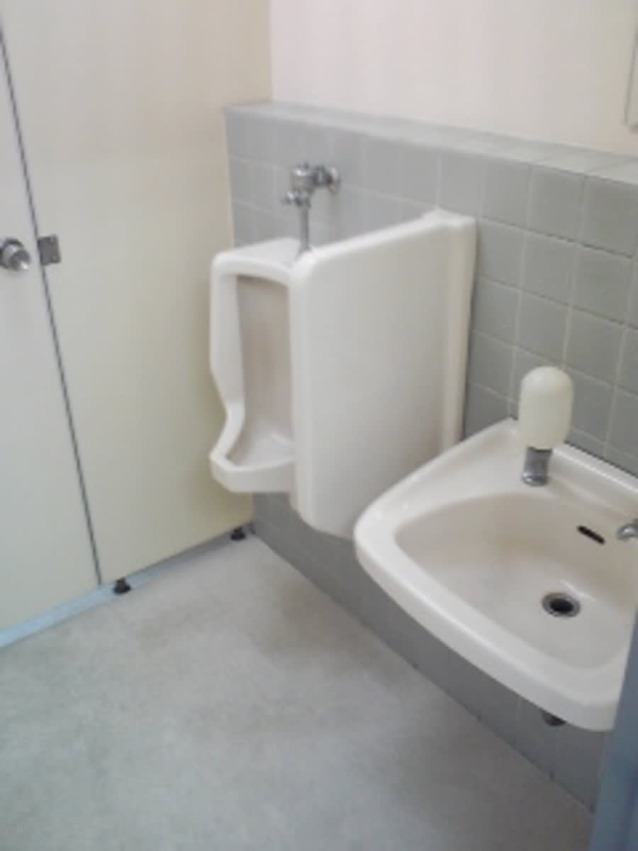 v20251007150704/fresh/building/J00100382203_7