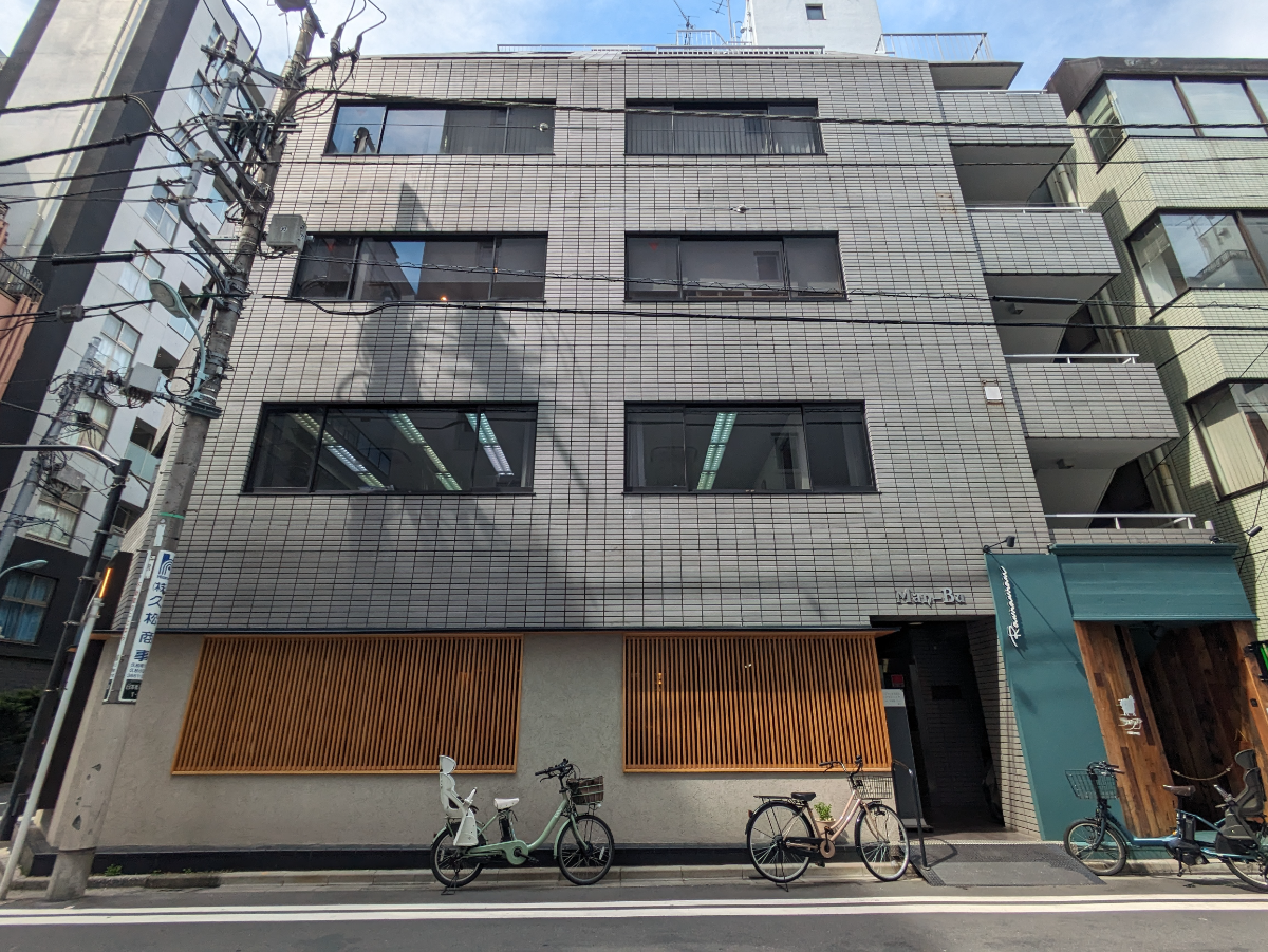 v20251007150704/fresh/building/J00100382205_6