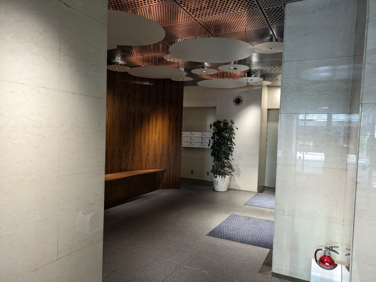 v20251007150704/fresh/building/J00100382475_8