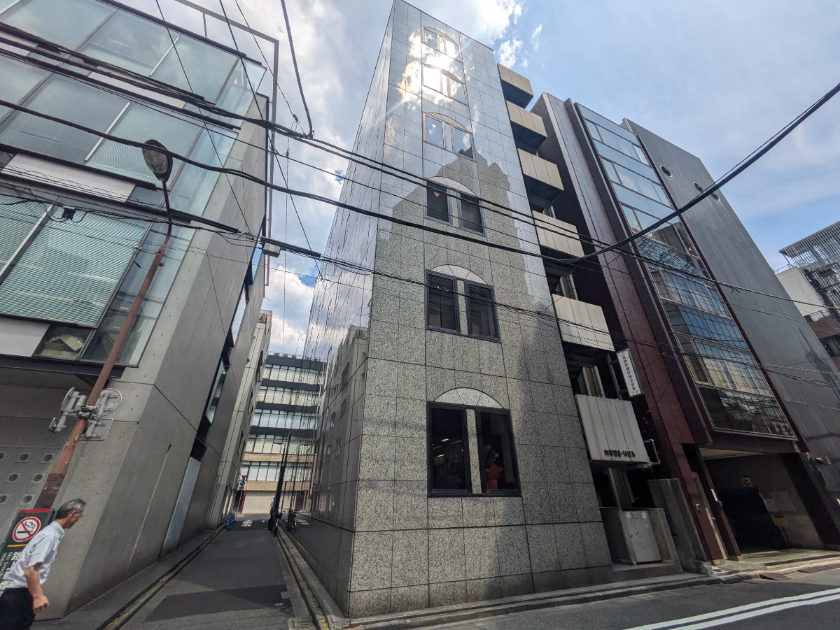 v20251007150704/fresh/building/J00100382568_6