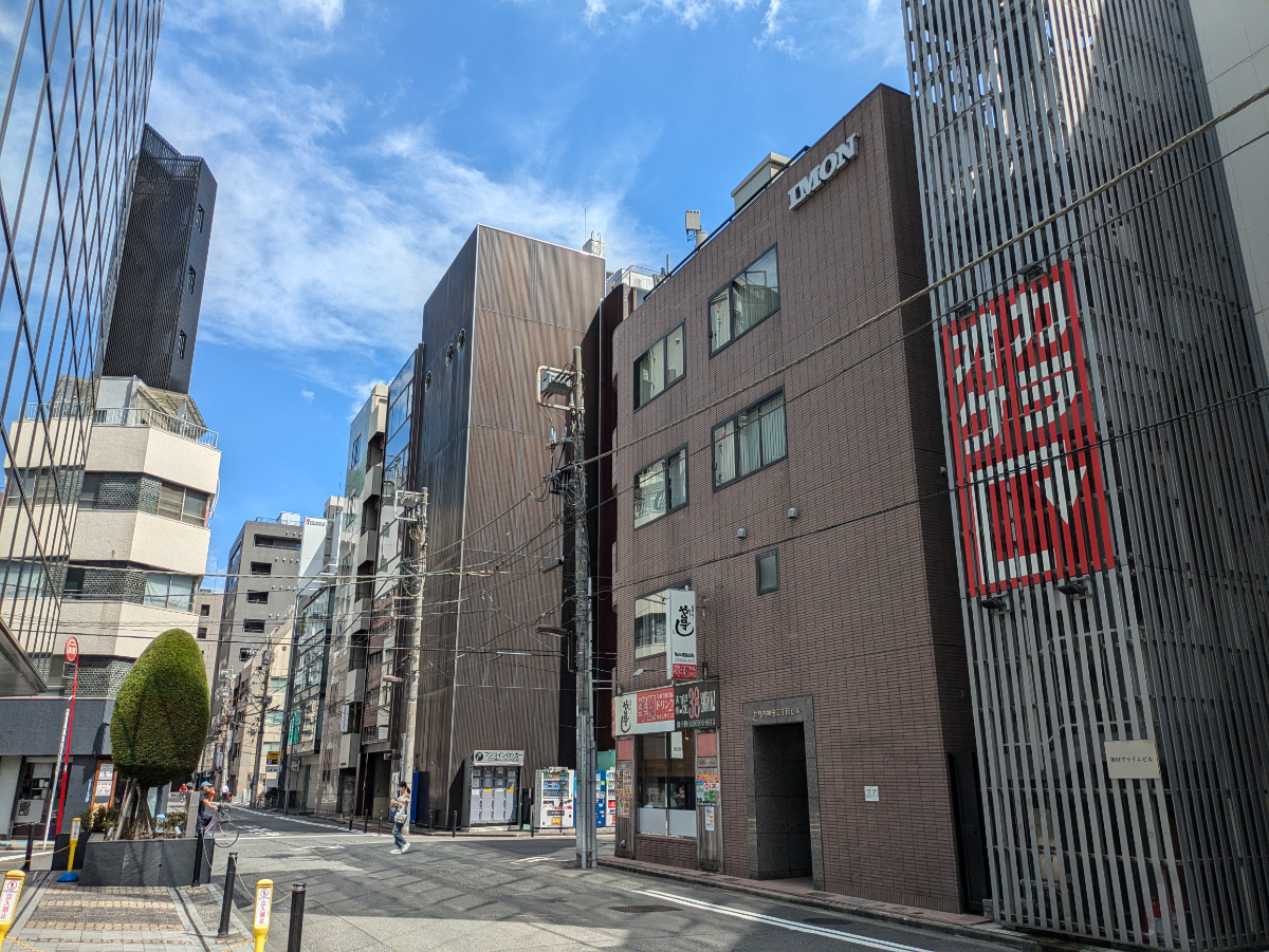v20251007150704/fresh/building/J00100382592_6
