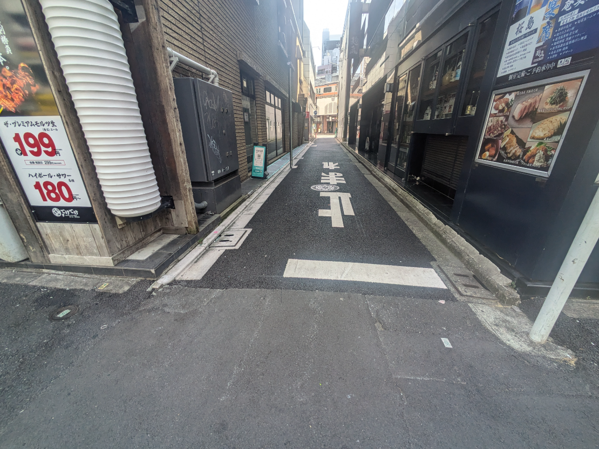 v20251007150704/fresh/building/J00100388901_10