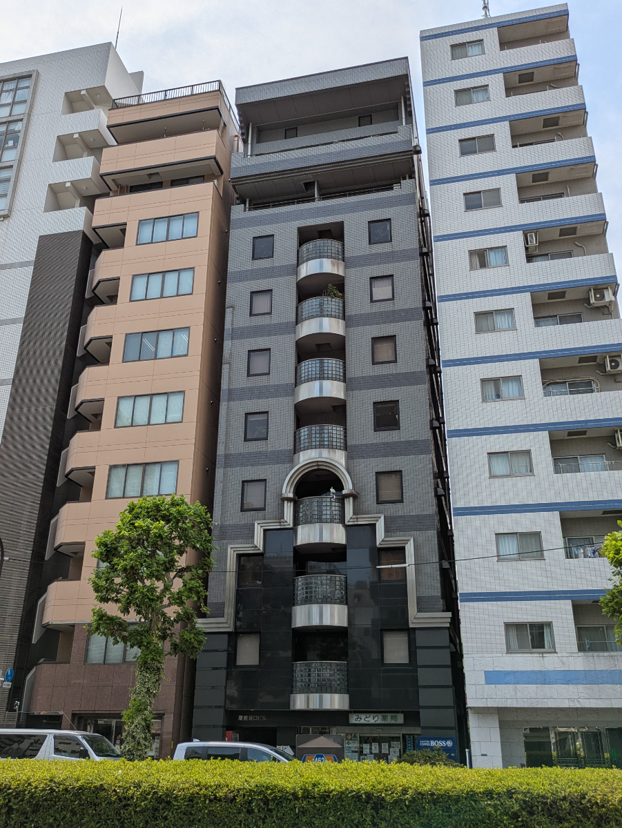 v20251007150704/fresh/building/J00100392386_6