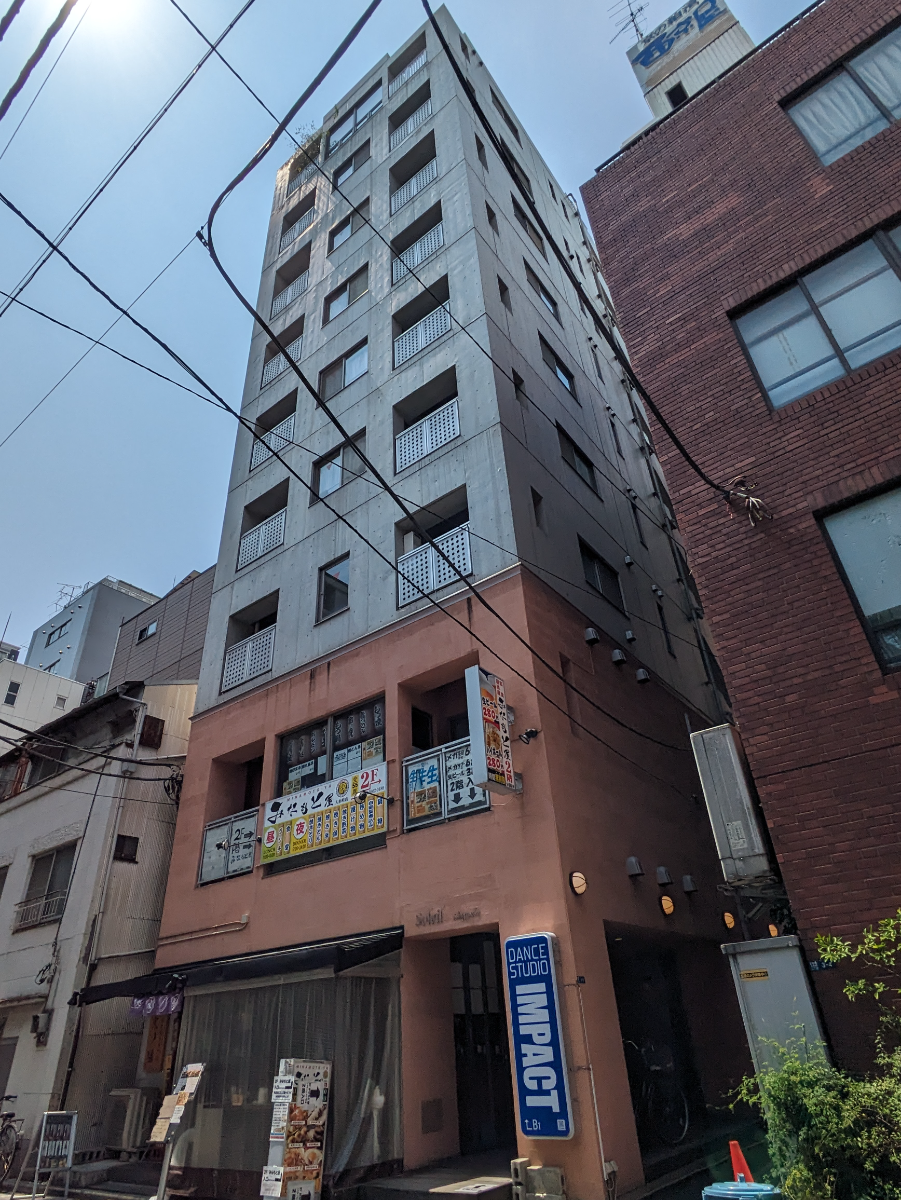 v20251007150704/fresh/building/J00100402611_5