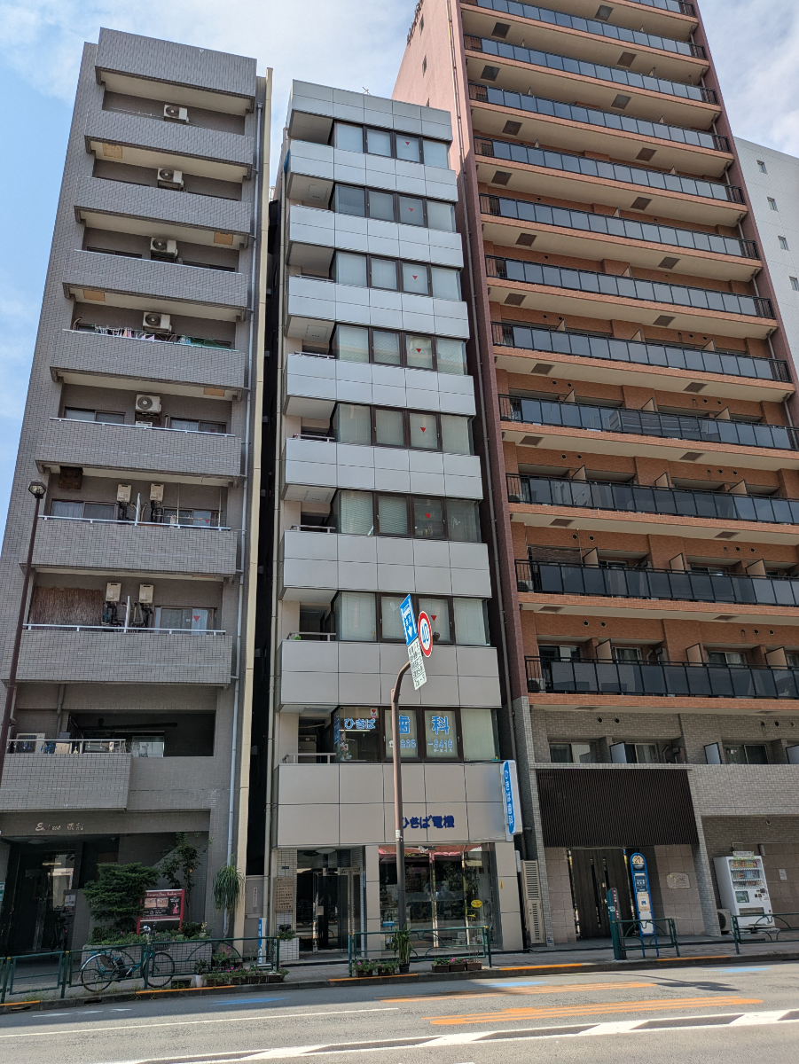 v20251007150704/fresh/building/J00100403663_7