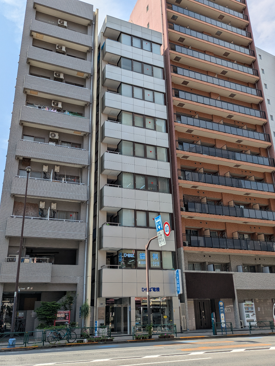 v20251007150704/fresh/building/J00100403663_8