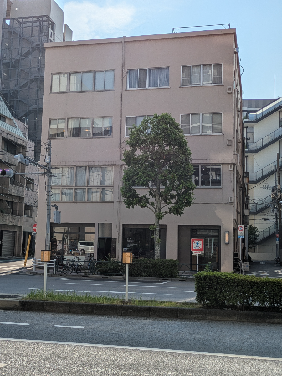 v20251007150704/fresh/building/J00100403664_5