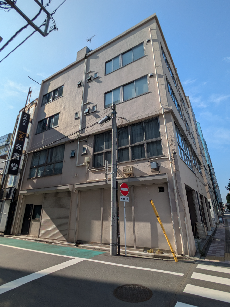 v20251007150704/fresh/building/J00100403664_9