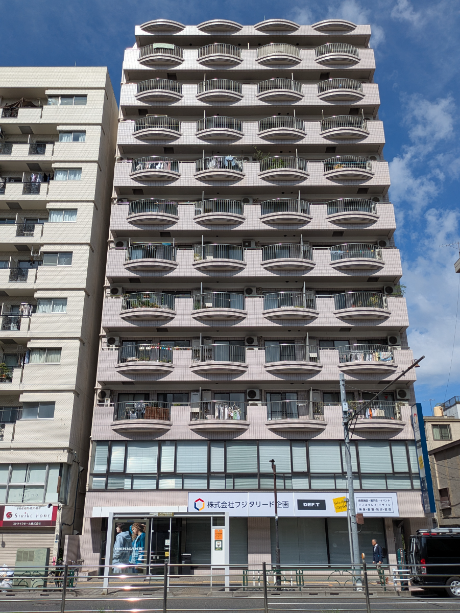 v20251007150704/fresh/building/J00100406484_1