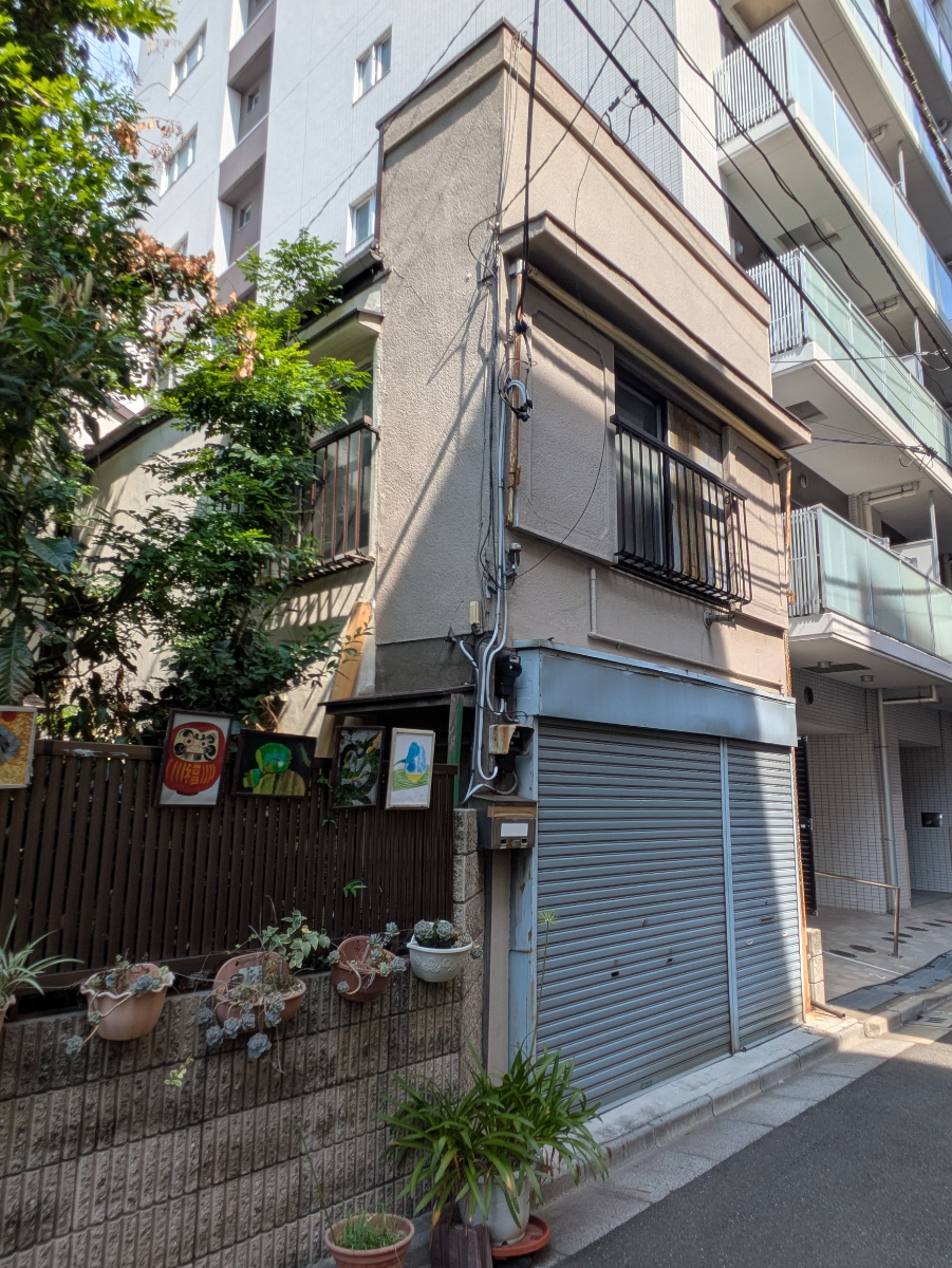 v20251007150704/fresh/building/J00100407024_5