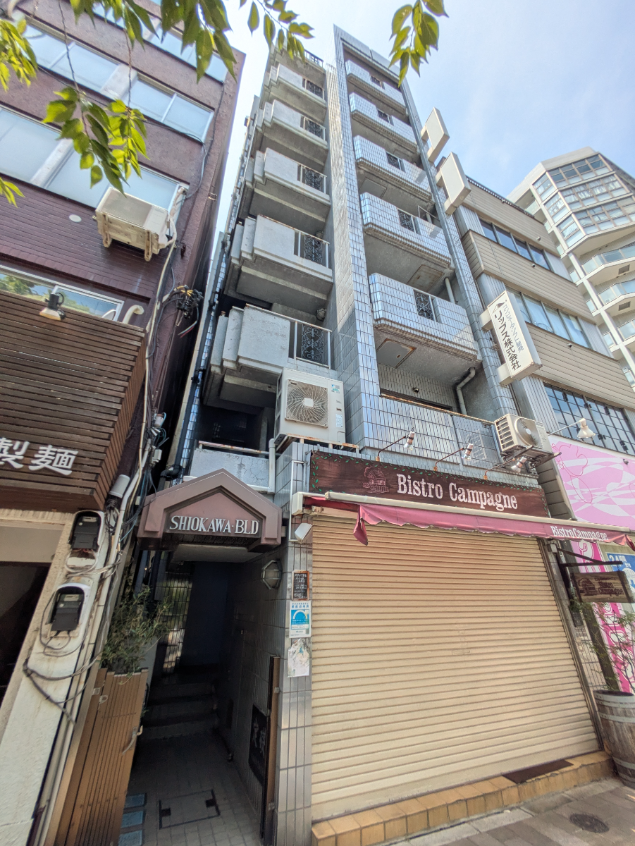 v20251007150704/fresh/building/J00100407263_11