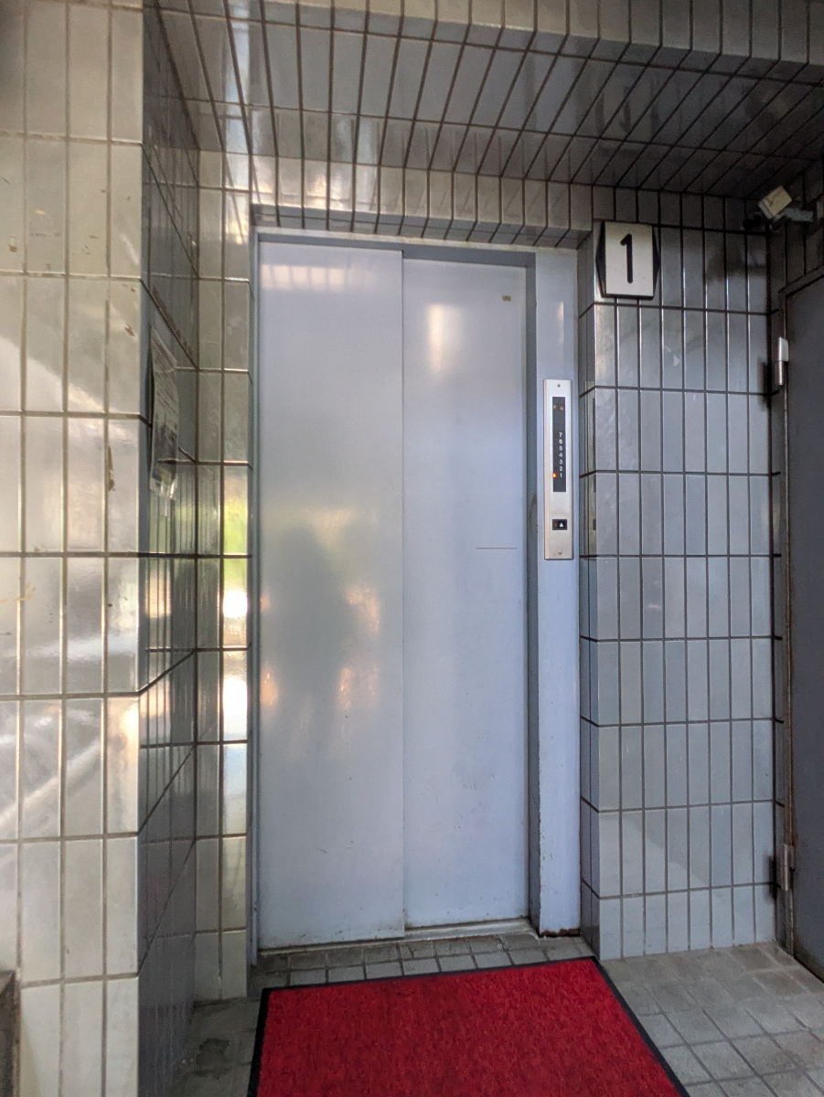 v20251007150704/fresh/building/J00100407263_4