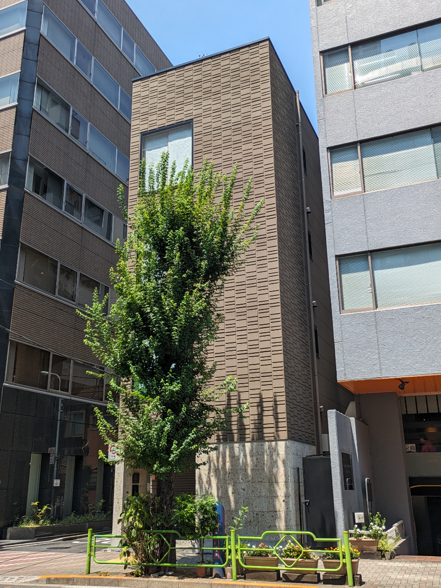 v20251007150704/fresh/building/J00100407705_7