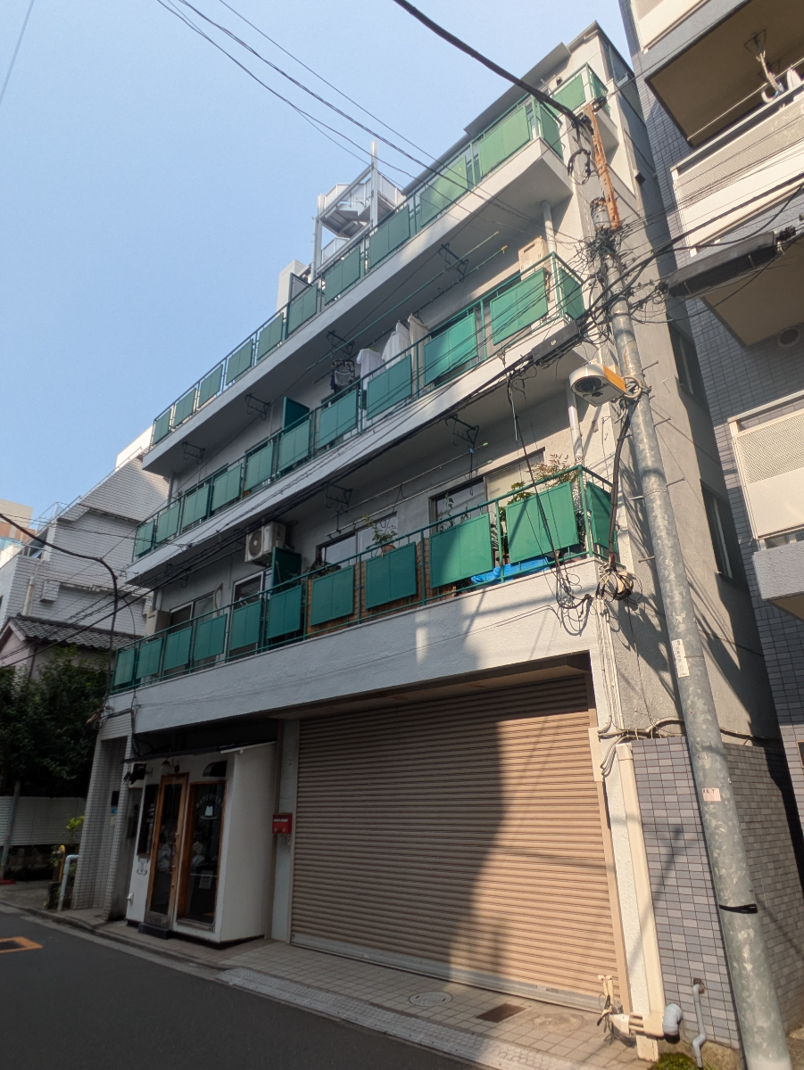 v20251007150704/fresh/building/J00100407822_5