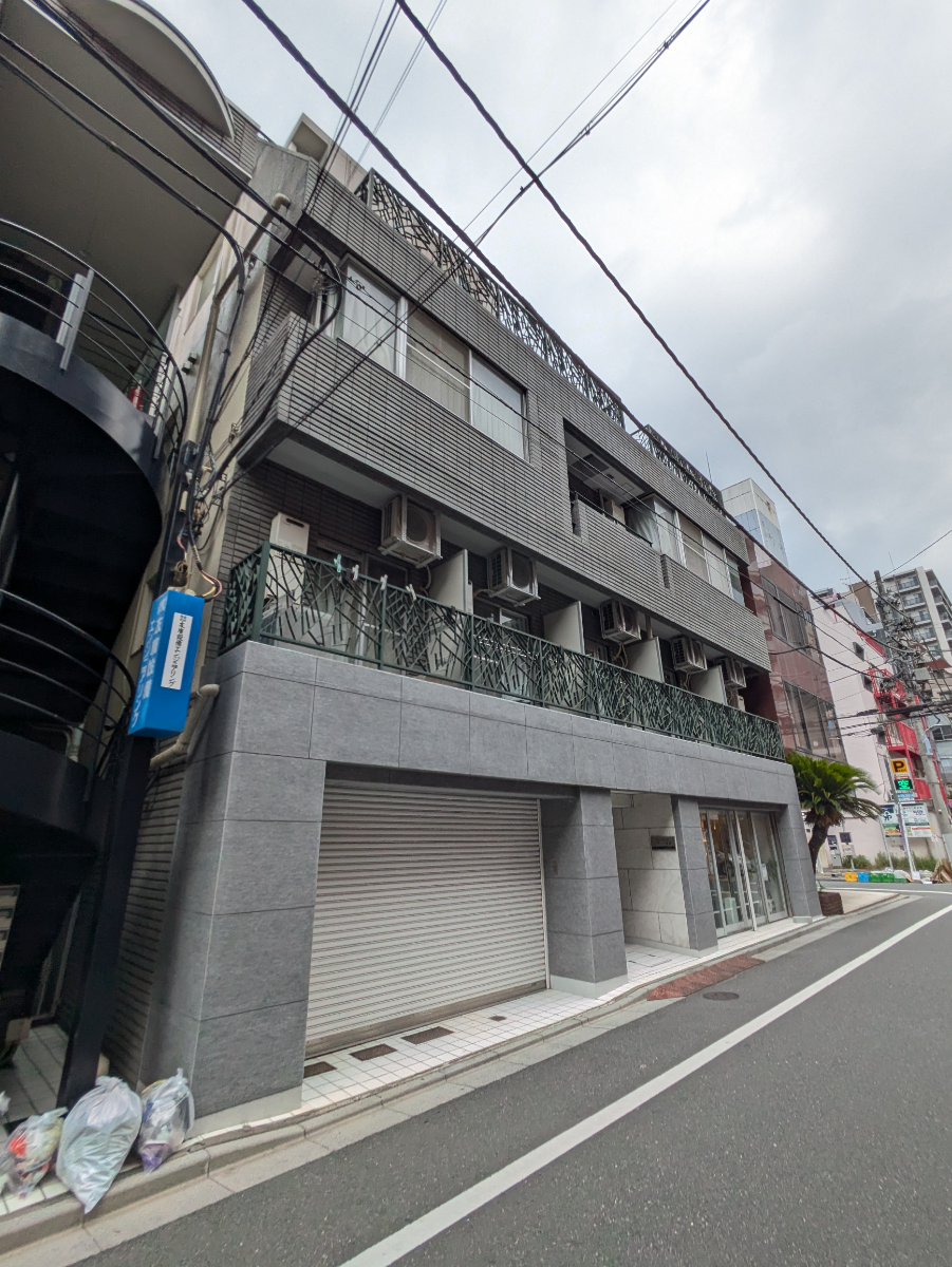 v20251007150704/fresh/building/J00100407823_5