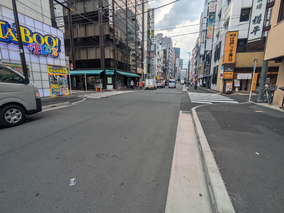 v20251007150704/fresh/building/J00100408923_9