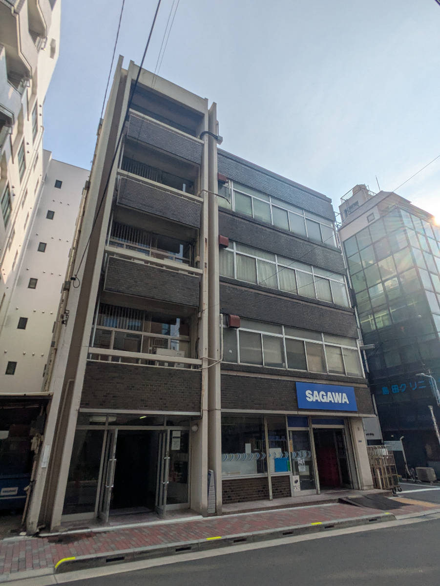 v20251007150704/fresh/building/J00100414996_8