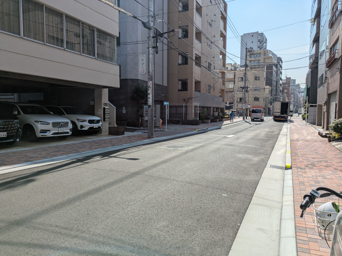 v20251007150704/fresh/building/J00100417522_13