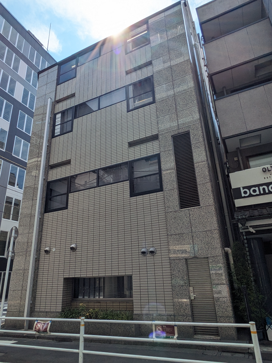 v20251007150704/fresh/building/J00100433411_7