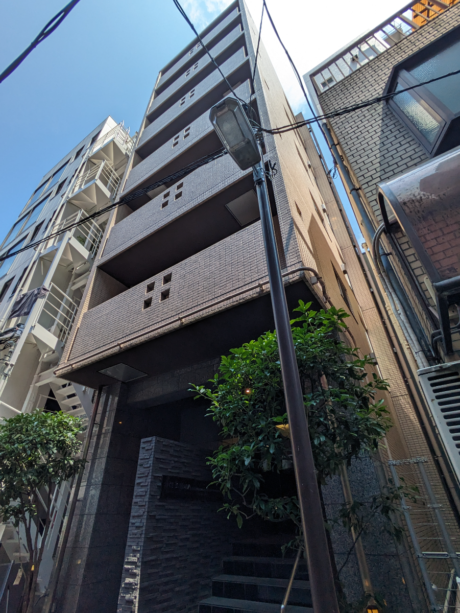 v20251007150704/fresh/building/J00100478742_6