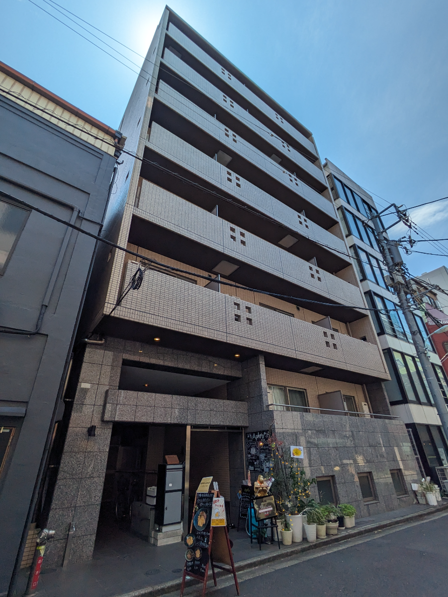 v20251007150704/fresh/building/J00100478742_7