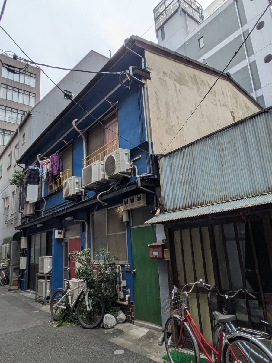 v20251007150704/fresh/building/J00100509952_8