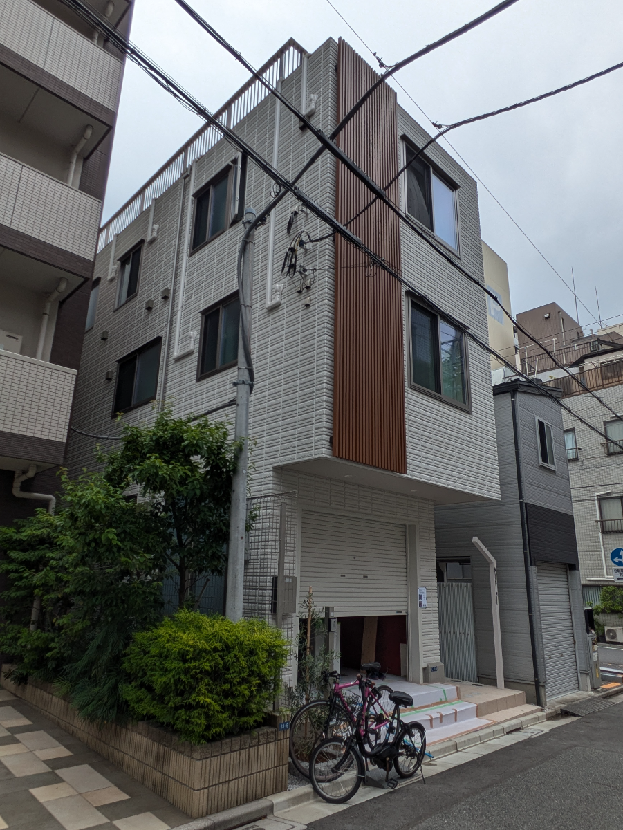 v20251007150704/fresh/building/J00100611915_5