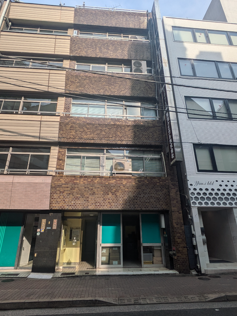 v20251008150720/fresh/building/J00100359226_1