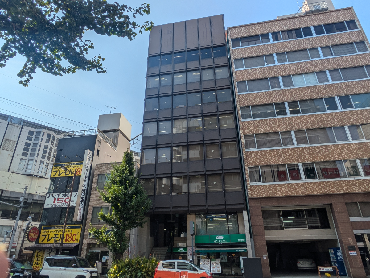 v20251008150720/fresh/building/J00100376962_1