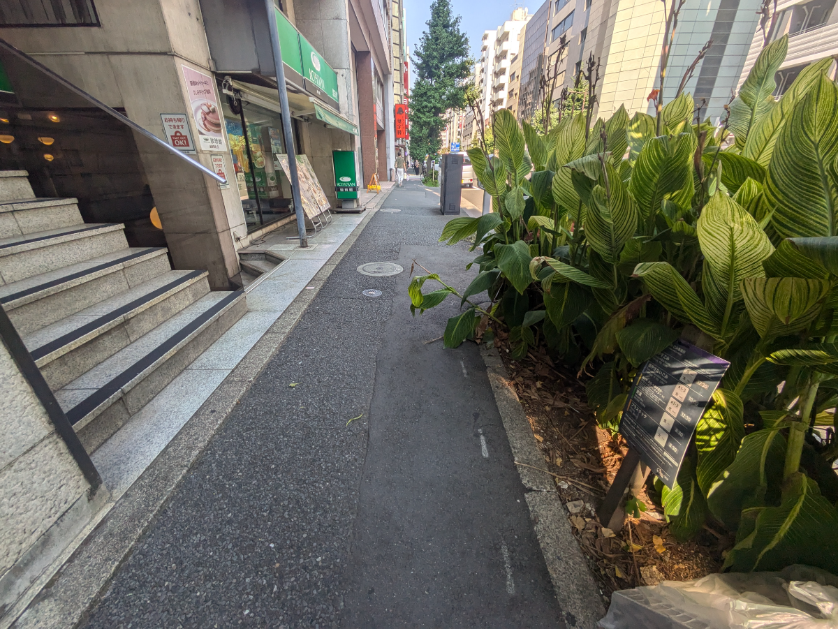 v20251008150720/fresh/building/J00100376962_2