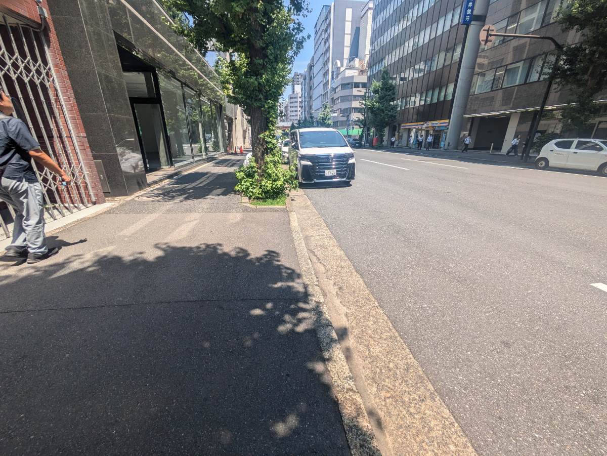 v20251008150720/fresh/building/J00100378721_2