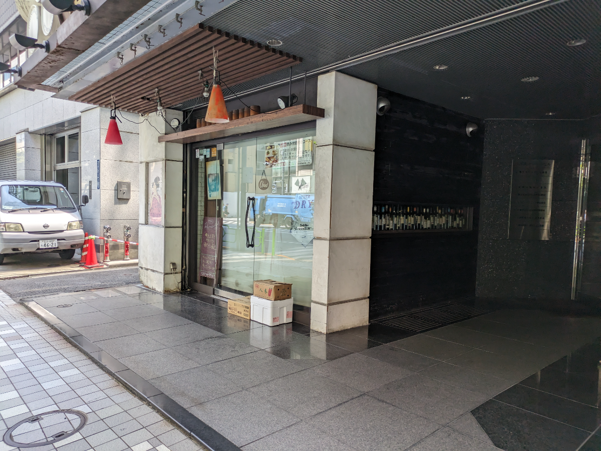 v20251008150720/fresh/building/J00100389094_10