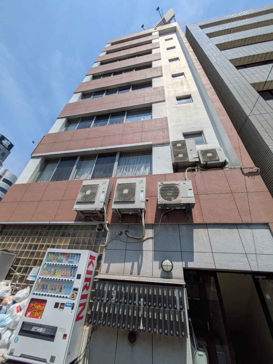 v20251008150721/fresh/building/J00100360435_10