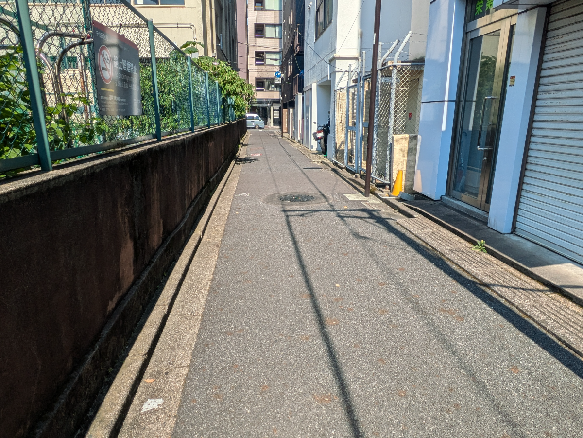 v20251008150721/fresh/building/J00100376801_2