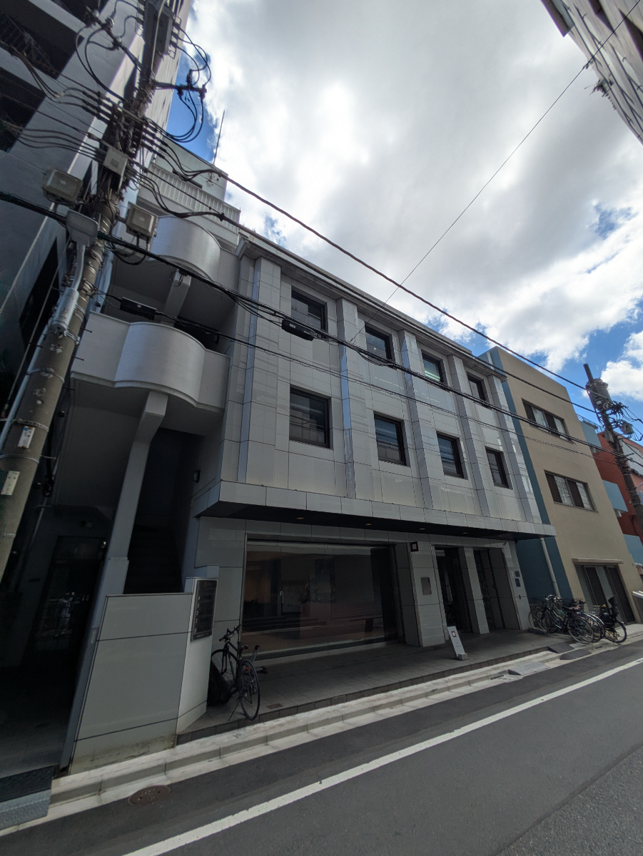 v20251008150721/fresh/building/J00100379204_7