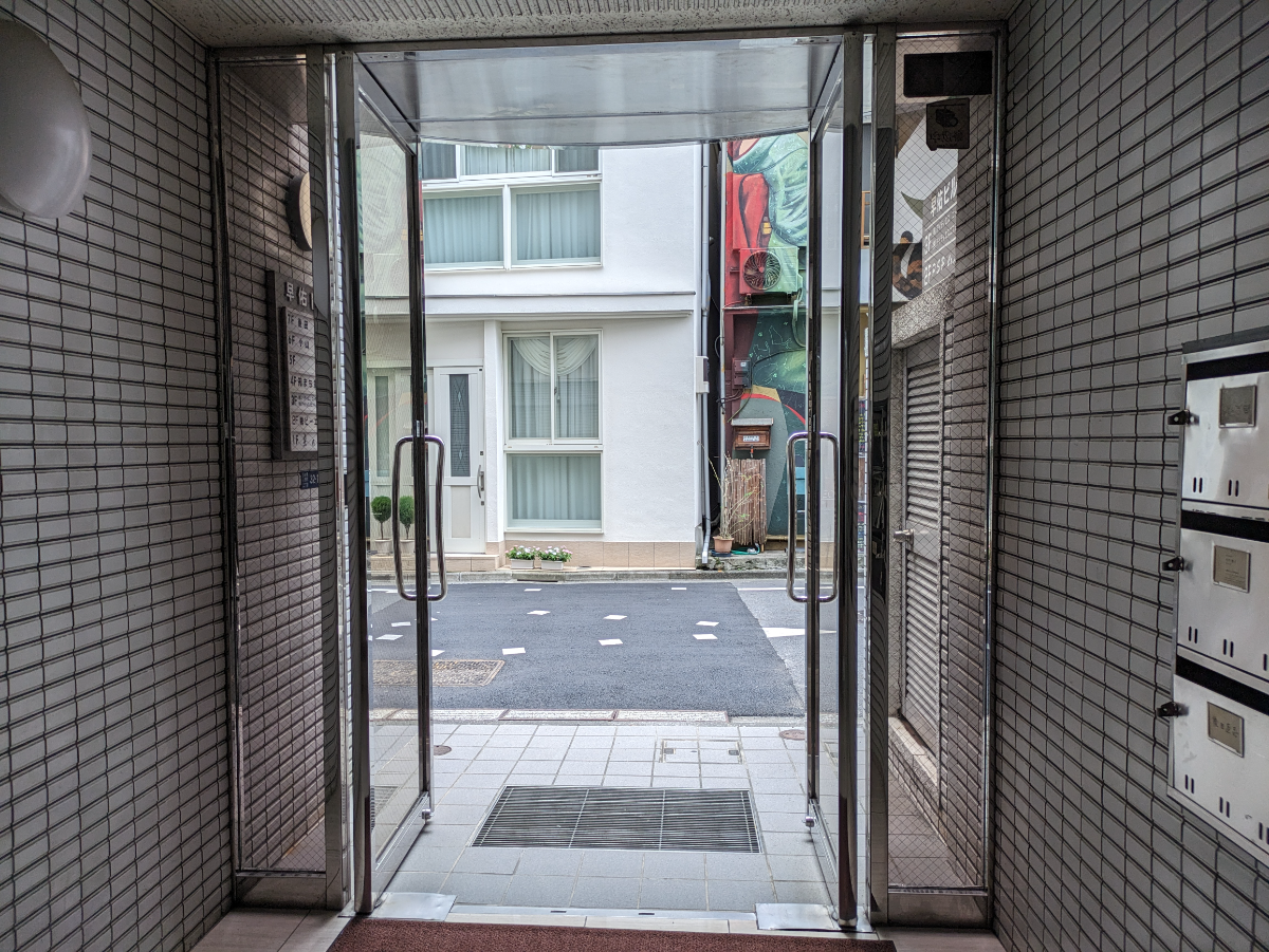v20251008150721/fresh/building/J00100382171_10
